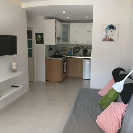 Apartment Cristianos